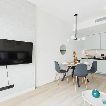Lejlighed Prosta 69d Superapart - Parking Space Available *