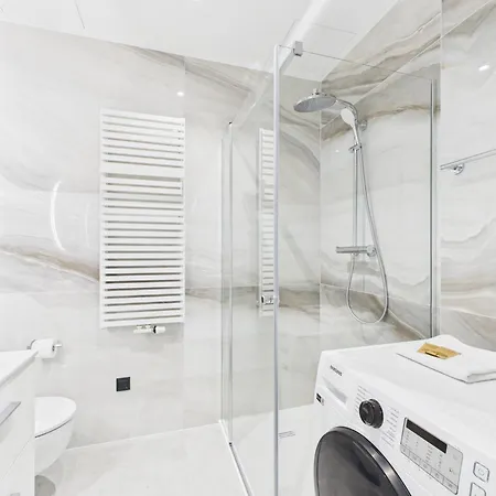 Prosta 69d Superapart - Underground Parking Included